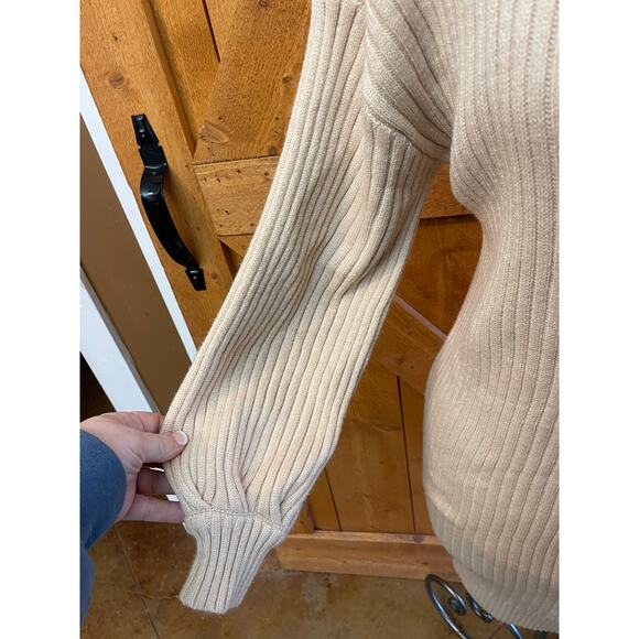 Women's Small Turtleneck Cream Sweater Dress Nude EUC Comfy Stylish - Picture 3 of 8